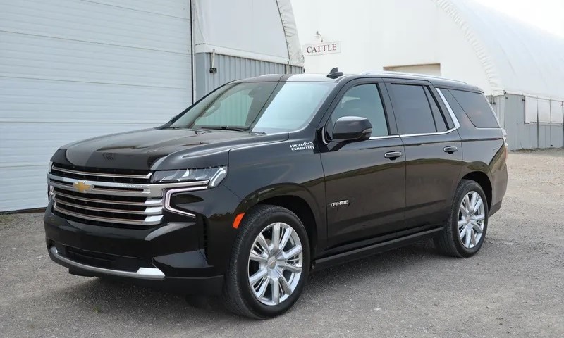 chevrolet Suburban image